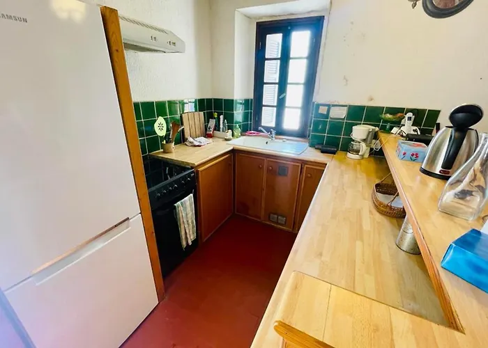 Paisible Holidays For 4 60 M With Garden ! Pietrosella