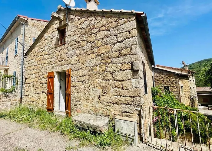 Paisible Holidays For 4 60 M With Garden !